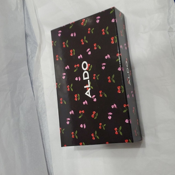 Aldo A monogram red pink heart shaped‎ cherry stem zip around wallet new in box - Picture 4 of 16